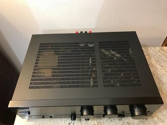 Pioneer A-447 Top stav - 11