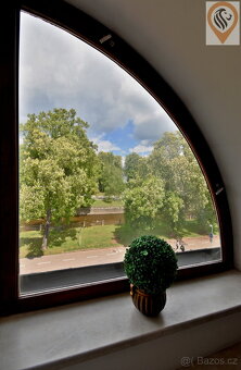 Investiční příležitost i útulné bydlení centru Trutnova – by - 11