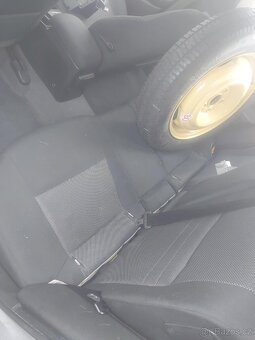 Nissan primera 2.0 + LPG - 11