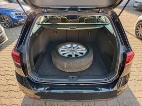 VW Passat B8 2.0TDI 110kW DSG FULL LED Panorama ACC Navigace - 11