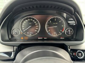 BMW X5 M50D X-Drive M-Performance - 11
