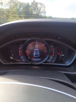 Volvo V40 D2 1.6 84 kw - 11