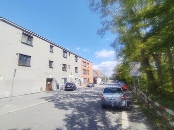 Pronájem prostorného bytu 1+kk / 36m, Hlučín, ul. P.Bezruče - 11
