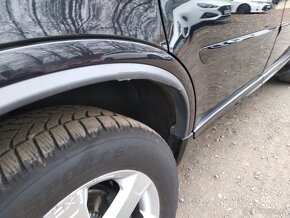 Volvo XC90 D5 AWD Momentum 7 míst - 11