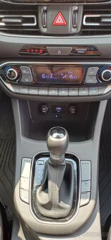 HYUNDAI i30 WG - 1,5 T-GDi DCT, SMART MILD HYBRID - 11