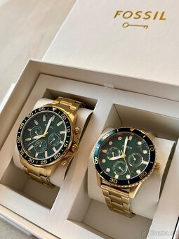 FOSSIL Bannon Chronograf Zlaté,zelený ciferník,set MEN/WOMEN - 11