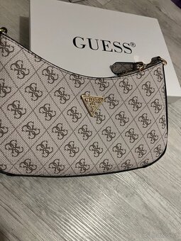 GUESS krémová kabelka - 11