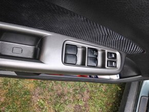 Subaru Forester 2.0,benzín + LPG,SUV 4x4 - 11
