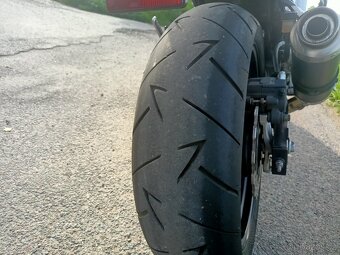Kawasaki Z750 - 11