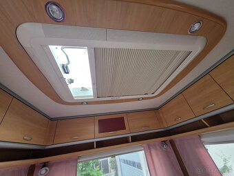 DETHLEFFS OBYTNÝ KARAVAN - 11