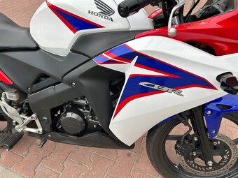 Honda CBR 125 R 2011 - 11