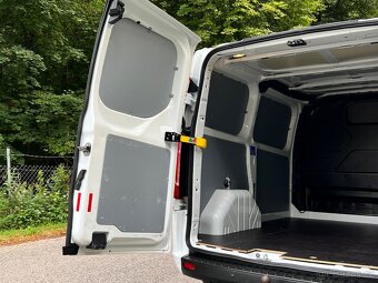 Ford Transit Custom 2.0 TDCi EcoBlue L1H1 - 11