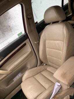 Škoda Superb 2.0 tdi 103kw - 11