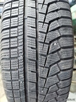 215/65/17 zimni pneu CONTI a HANKOOK 215/65 R17 - 11