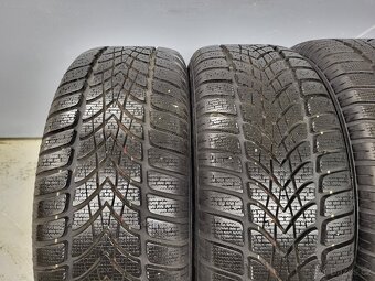 Originál VW Golf 7 Octavia 3 16" 5x112 zimní pneu 7,3-7,8mm - 11