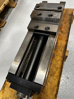 Hydraulický vysokotlaký svěrák Allmatic NC8 160 - 11