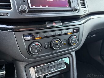 Volkswagen Sharan 2.0 TSI DSG - 11
