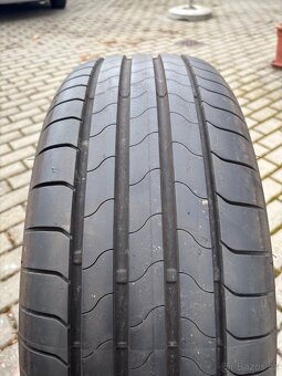 Pneu Bridgestone Turanza 6 225/55R18 - 11