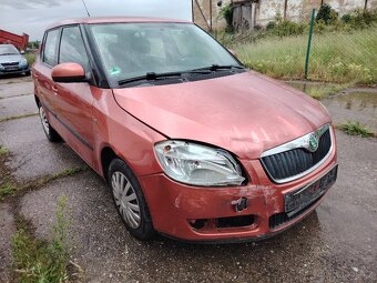 2x Škoda Fabia 2 - 11