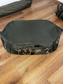 Rybářské vybavení zavážecí lodička deštník podložka stojan - 11