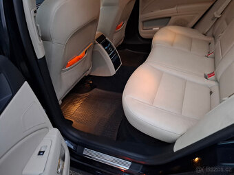 ŠKODA SUPERB DSG 4x4 125 KW 139600 km Cebia ČR - 11