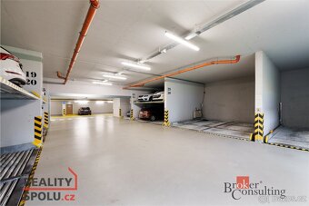 Pronájem, byty/2+kk, 50 m2, Za černým mostem, Praha, Hlavní  - 11