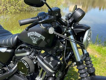Harley-Davidson XL 883N Sportster Iron - 11