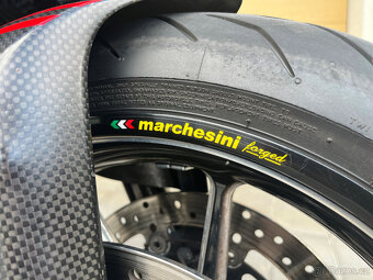 Ducati Diavel Carbon Red - 11