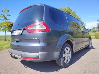 prodám Ford Galaxy 1.8TDCI 92Kw r.v.2006 7míst, tažné - 11