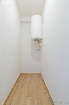 Pronájem bytu 2+kk 40 m² Korunní, Ostrava - Mariánské Hory - 11