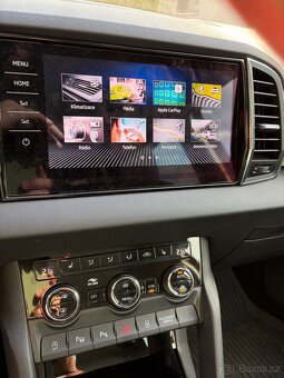 Prodám Škoda Karoq FL 1.5 TSI DSG, DCC, CANTON Style+ - 11
