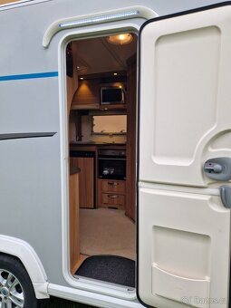 BAILEY PURSUIT 400/2 - jen  918kg - 11