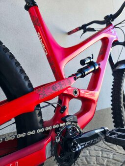 Horské kolo YT Capra CF Pro Carbon 29″ - 11