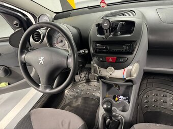 Peugeot 107, r. 2006, jen 95 000 km, klimatizace - 11