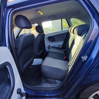 ŠKODA FABIA  BENZÍN  rok 2012  1.2 tsi - 11