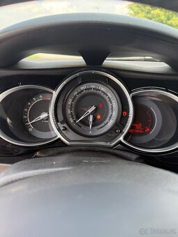 Citroen DS3 1.4 vti - 11