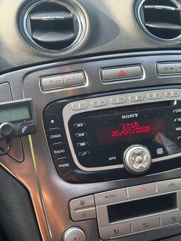 Ford Mondeo - 11