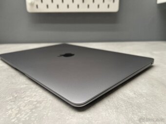 Apple MacBook Air M1 - CTO: 16 GB, 1 TB, 8x GPU, 8x CPU - 11