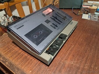 Kazetový magnetofon Aiwa AD-1250 krásný design, plně funkční - 11