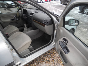 Renault Clio 1.4 16V 72Kw Dynamique - 11