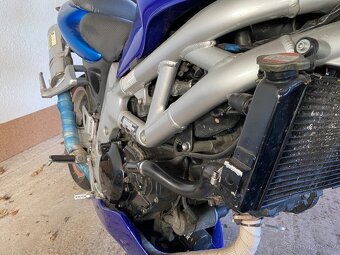Suzuki SV 650 - 25 kw - 11
