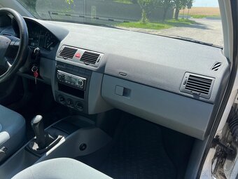 ŠKODA FABIA 1.4 16V 55KW, servis Škoda, nová STK, bez koroze - 11