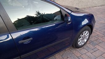 Vw golf 5 1.4 16v, 55kw, r. 2004,orig. Km, po stk v ČR - 11