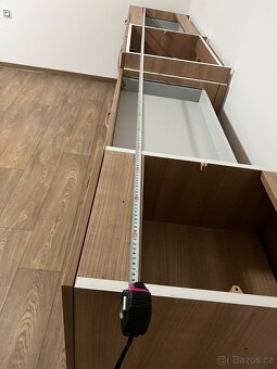 Kuchyňská linka + skříň - 11