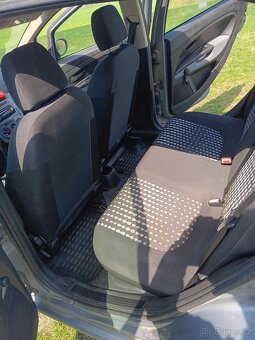 Prodám fiat grande punto 1.2 48KW. rok - 2006 - 11