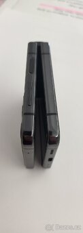 Samsung Z Flip 4 5G 8/128GB Grey - 11