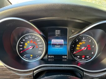 Mercedes-Benz V300d, 4MATIC, provoz 4/21, najeto 73.xxx km - 11