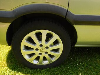 Opel Zafira 1,8 16v - 11