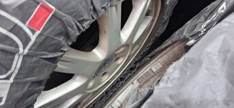 Ford Focus 1.6 74kw najeto 152tis km - 11