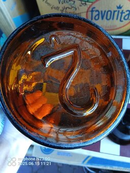 stare hutni barevne sklo vazy,misy,sklenice atd. - 11